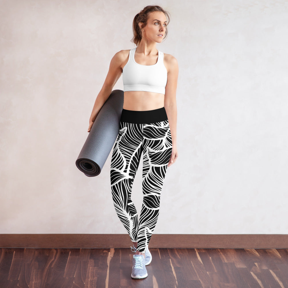 Black & White Leaf - Woman's Leggings