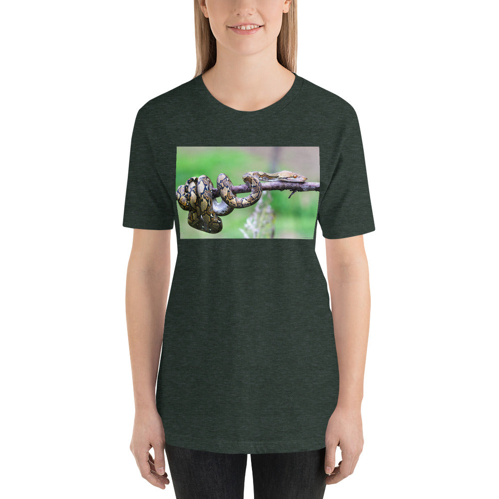 Everyday Elegant Tee - Boa Hanging Out