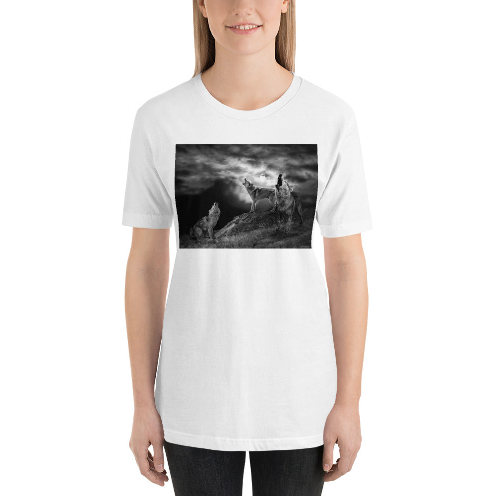 Classic Crew Neck Tee - Howling in the Storm - Ronz-Design-Unique-Apparel