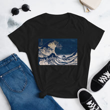 Load image into Gallery viewer, The Fashion Fit Tee - Hokusai: Great Waves of Kanagawa Remix
