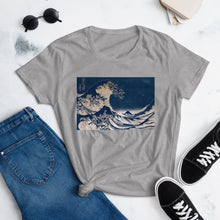 Load image into Gallery viewer, The Fashion Fit Tee - Hokusai: Great Waves of Kanagawa Remix
